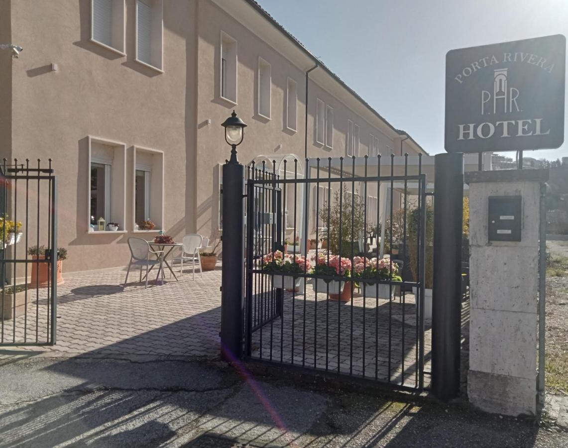 Hotel Porta Rivera L'Aquila Exterior photo