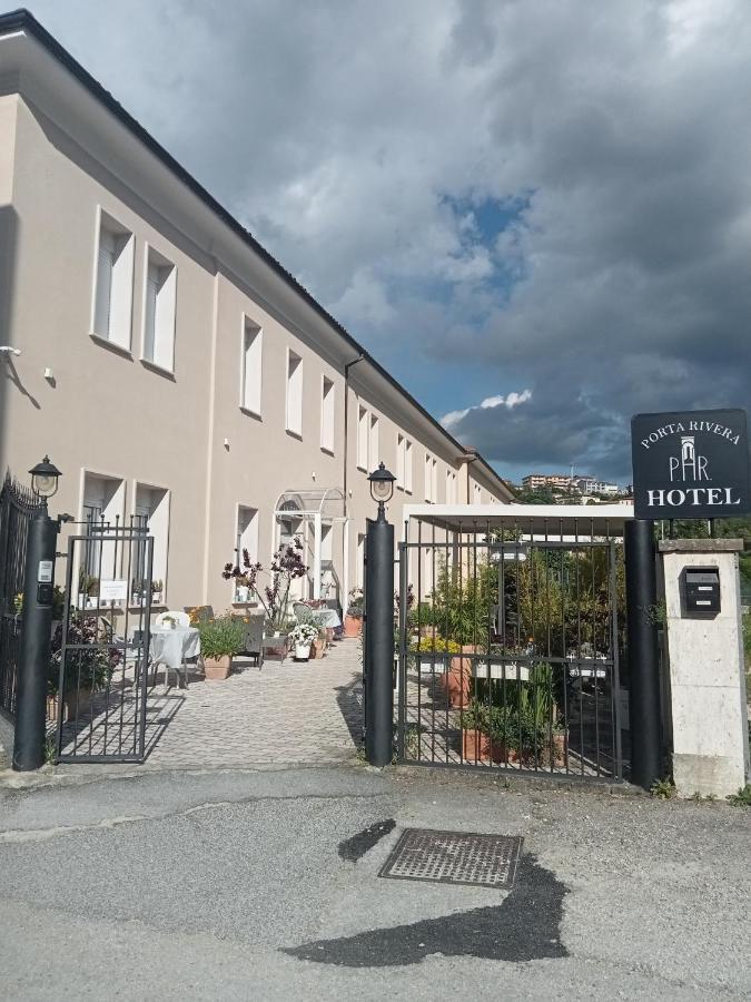 Hotel Porta Rivera L'Aquila Exterior photo